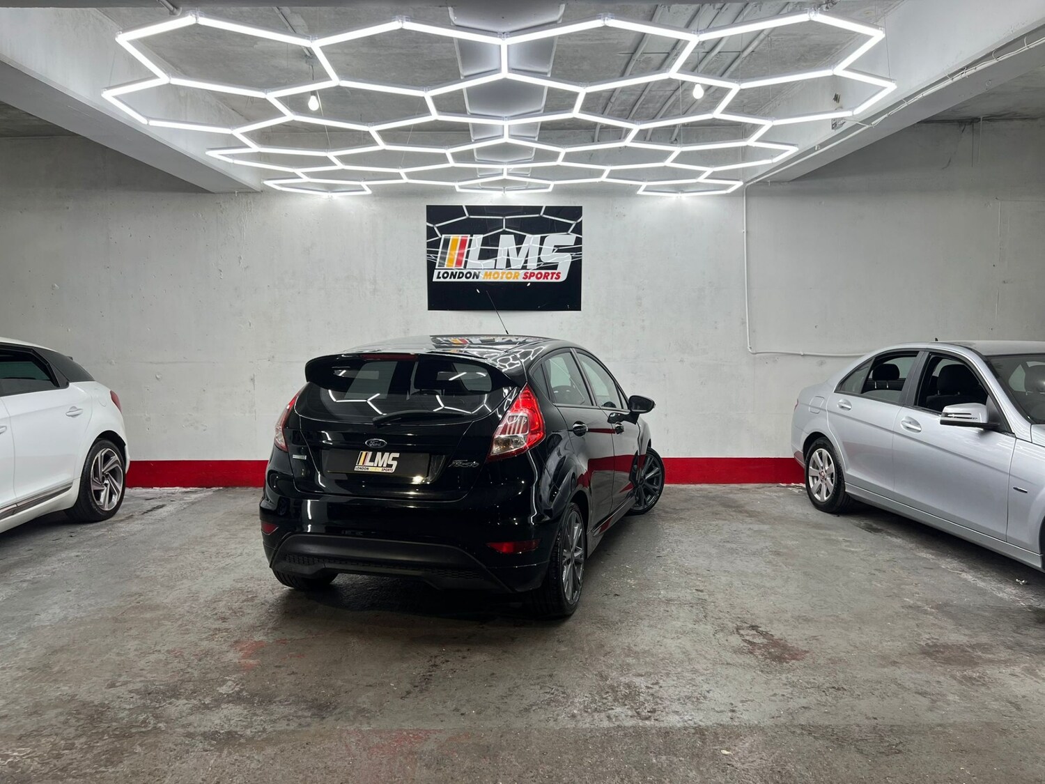 Used Ford Fiesta 2016 for sale - 77901739: Photo 84