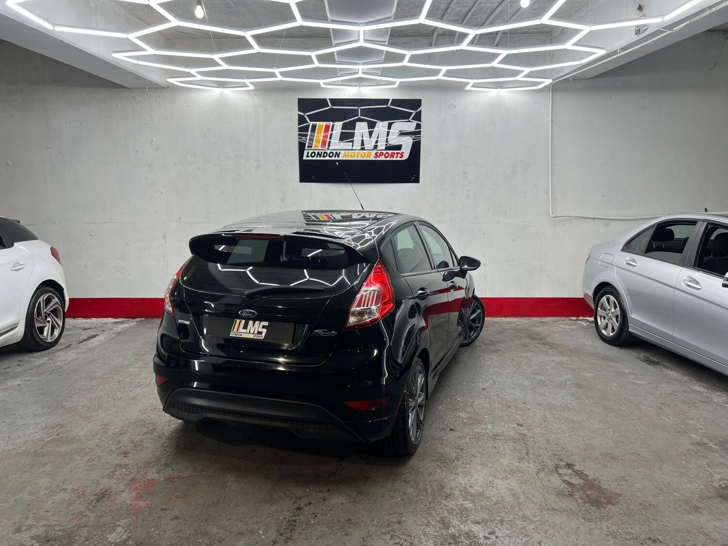 Used Ford Fiesta 2016 for sale - 77901739: Photo 91