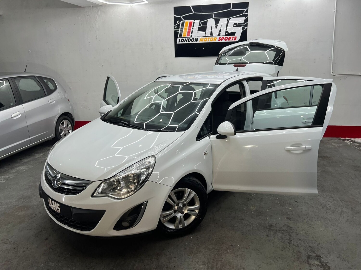 Used Vauxhall Corsa 2012 for sale - 77745933: Photo 17