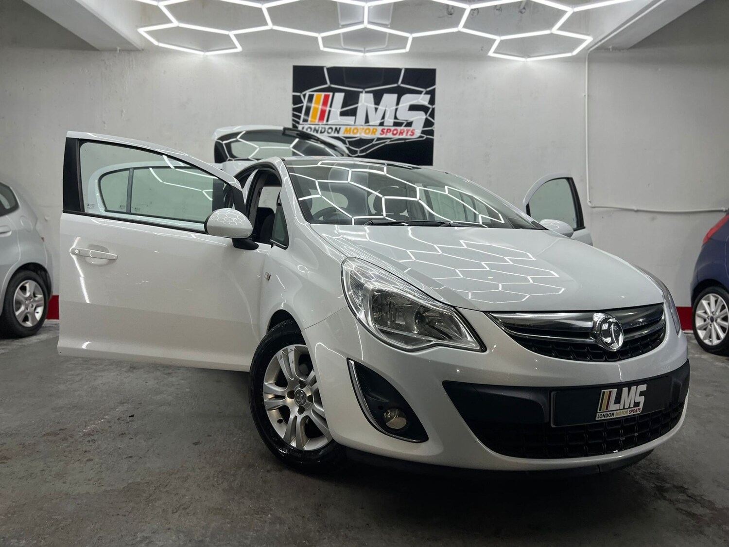 Used Vauxhall Corsa 2012 for sale - 77745933: Photo 42
