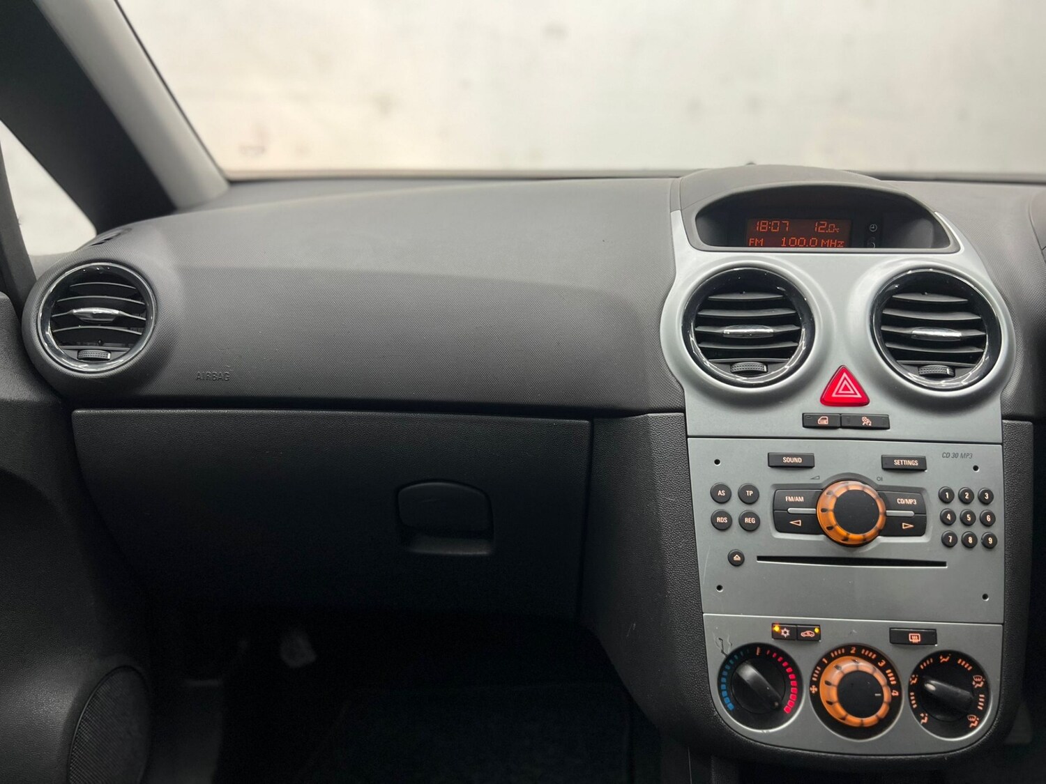 Used Vauxhall Corsa 2012 for sale - 77745933: Photo 56