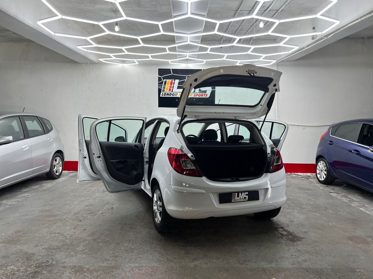 Used Vauxhall Corsa 2012 for sale - 77745933: Photo 77