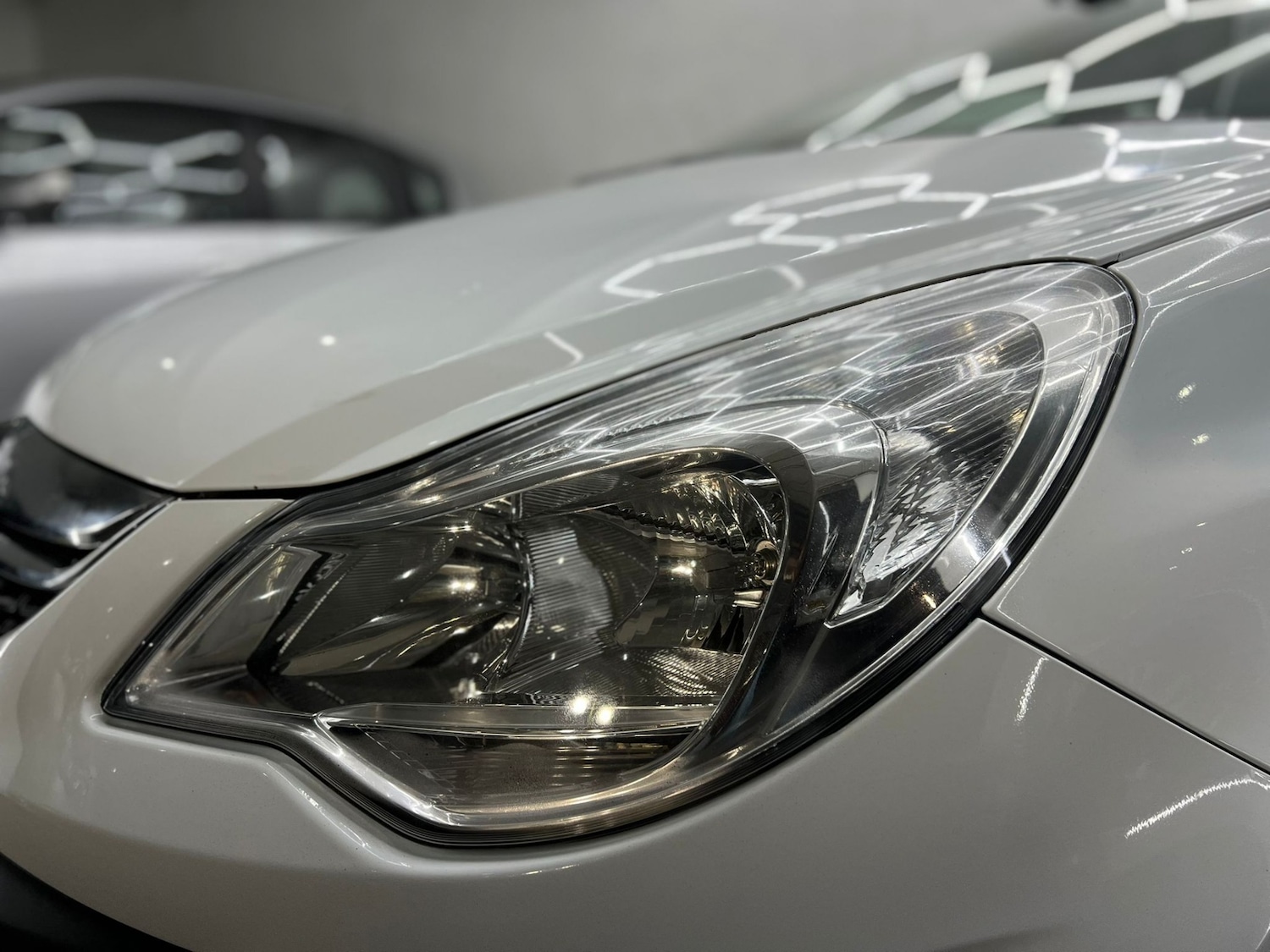 Used Vauxhall Corsa 2012 for sale - 77745933: Photo 9