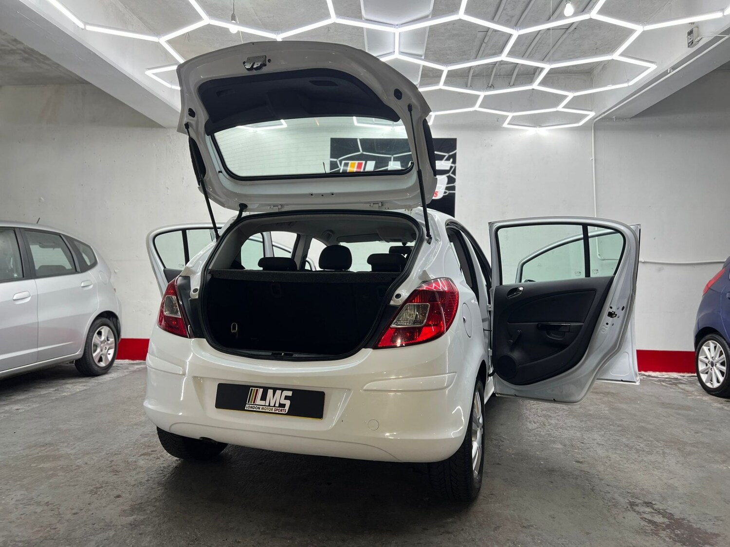 Used Vauxhall Corsa 2012 for sale - 77745933: Photo 98