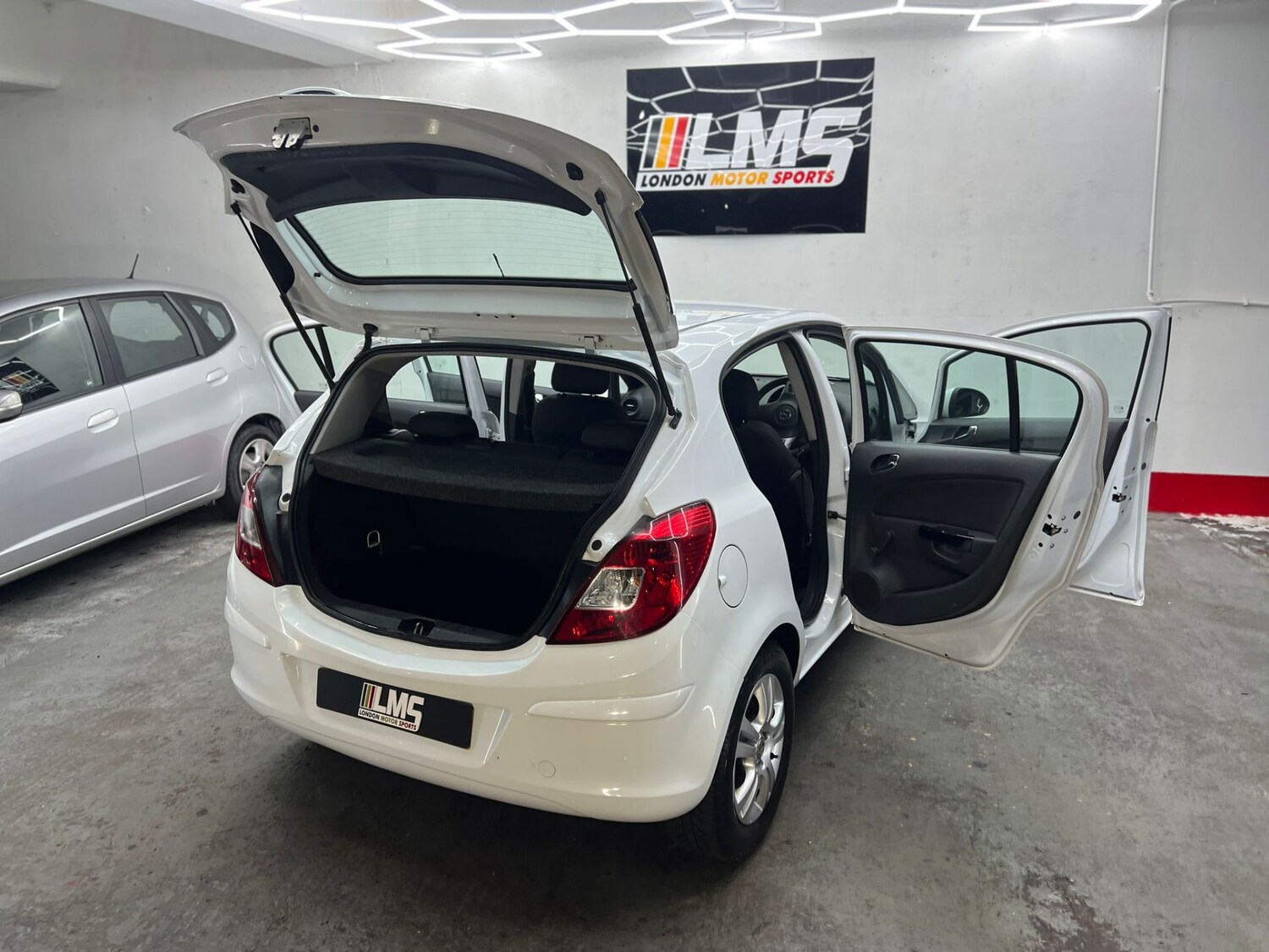 Used Vauxhall Corsa 2012 for sale - 77745933: Photo 99