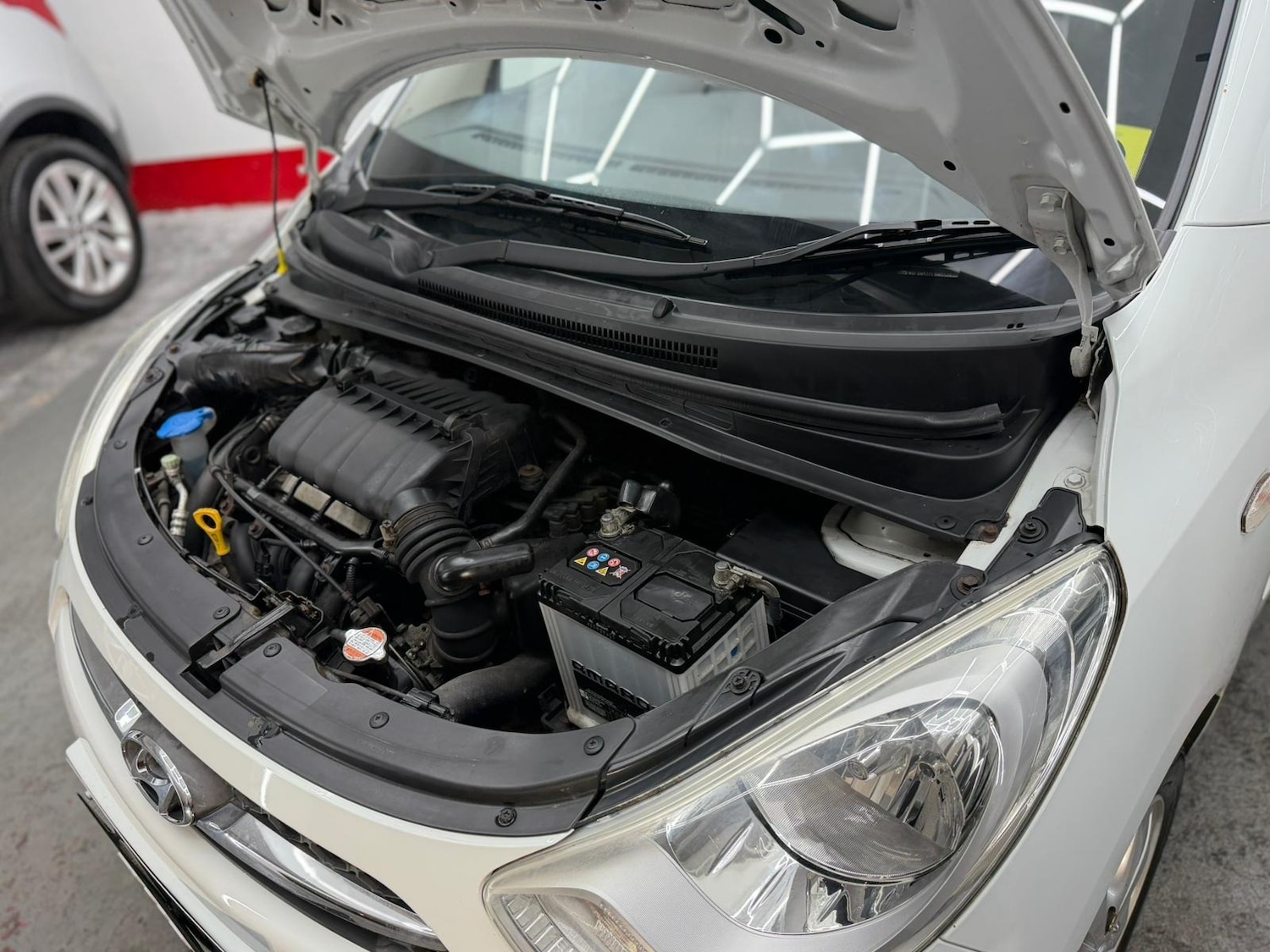 Used Hyundai i10 2011 for sale - 76747994: Photo 35