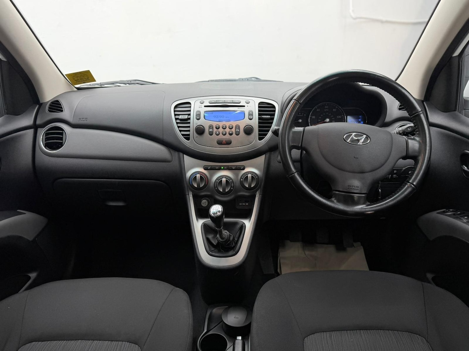 Used Hyundai i10 2011 for sale - 76747994: Photo 39