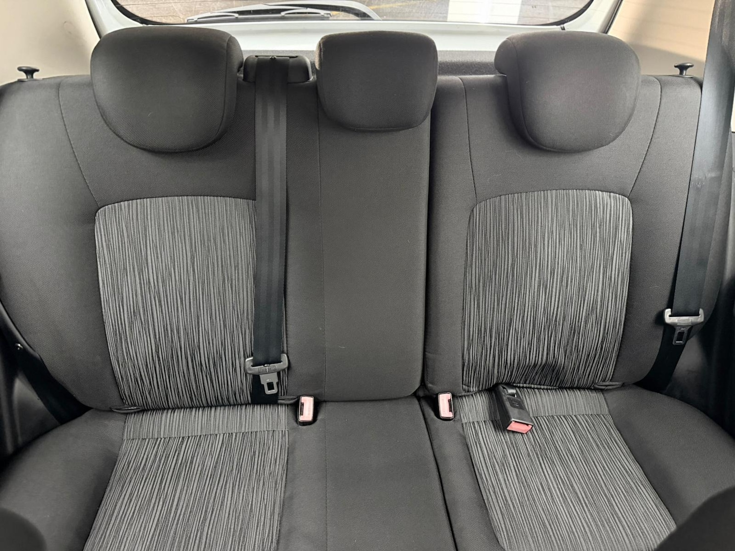 Used Hyundai i10 2011 for sale - 76747994: Photo 45