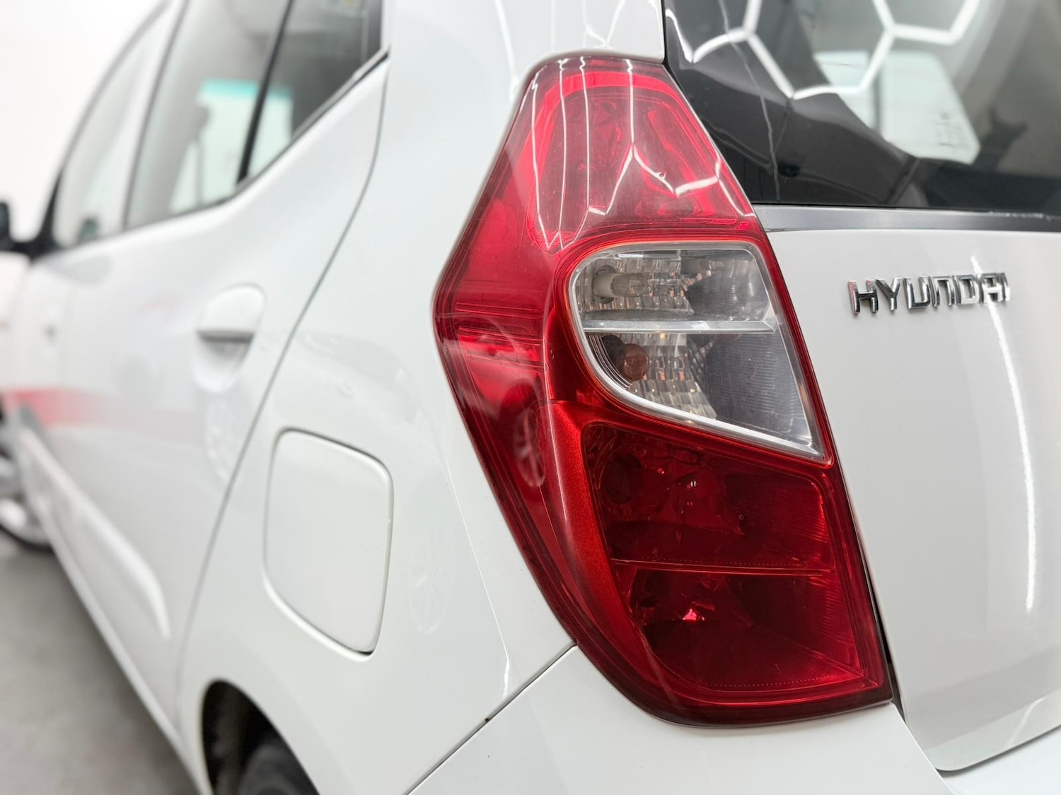 Used Hyundai i10 2011 for sale - 76747994: Photo 71