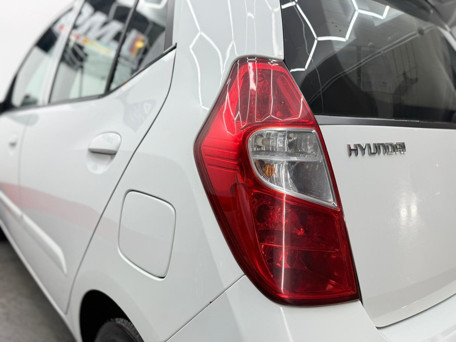 Used Hyundai i10 2011 for sale - 76747994: Photo 72