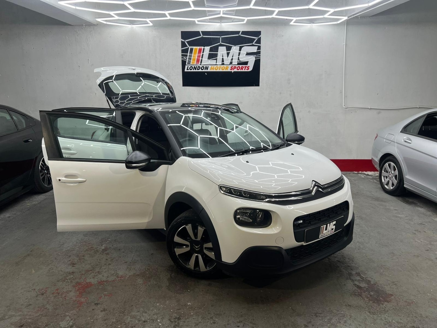 Used Citroen C3 2017 for sale - 78132665: Photo 40