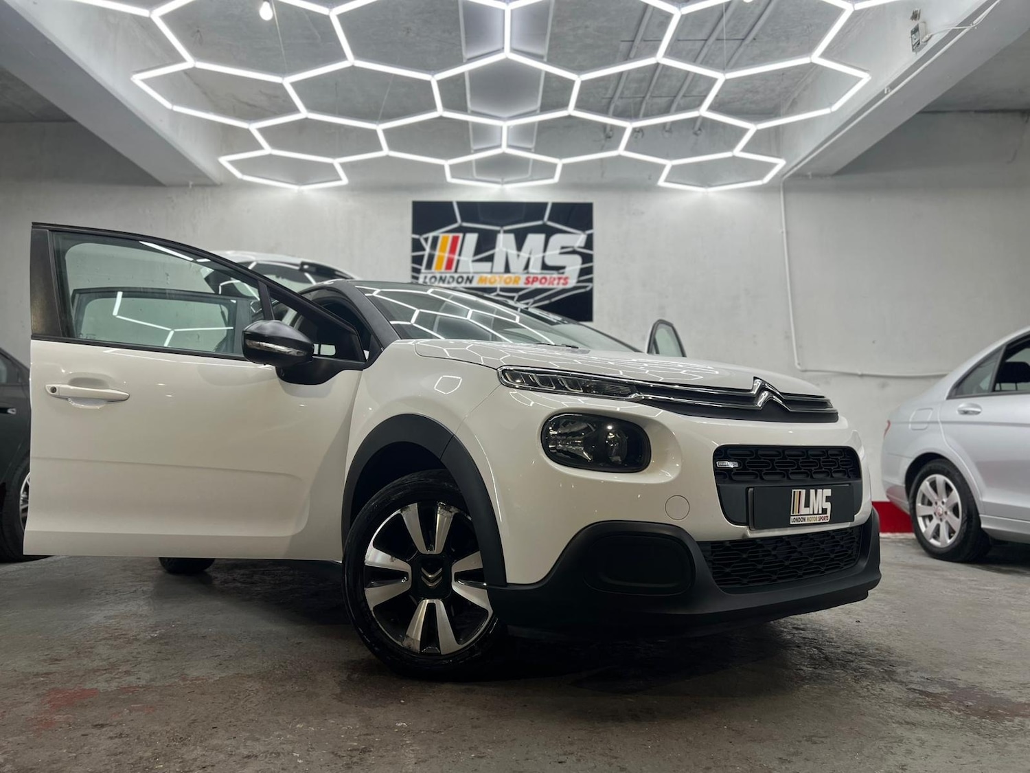 Used Citroen C3 2017 for sale - 78132665: Photo 42