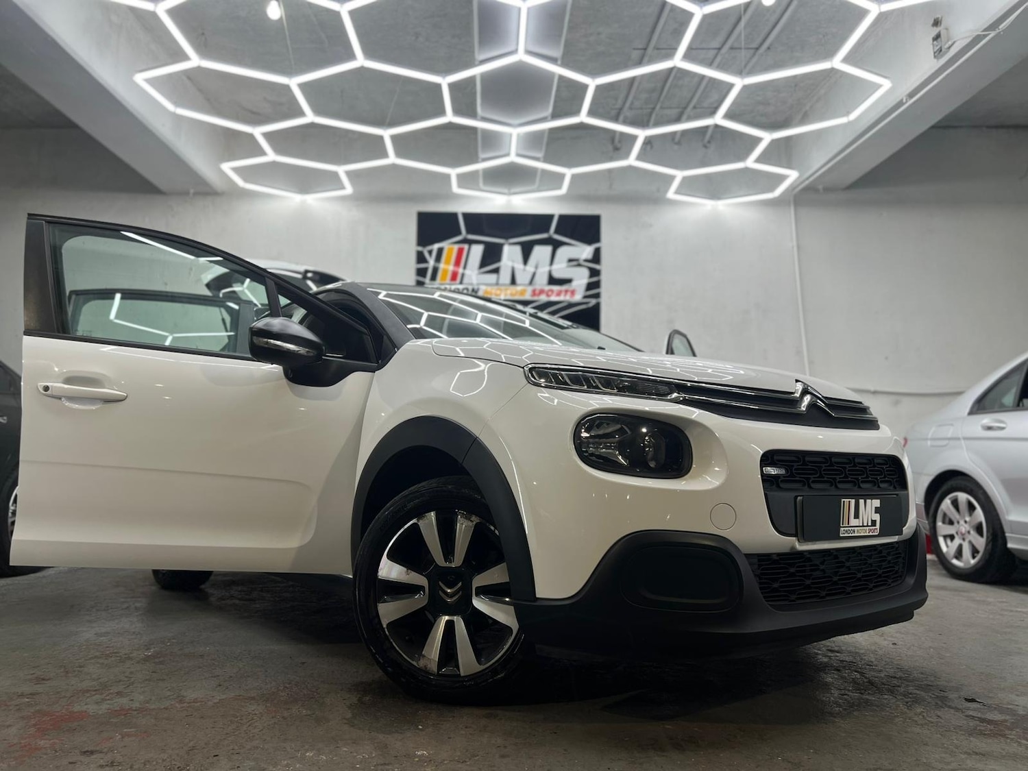 Used Citroen C3 2017 for sale - 78132665: Photo 43