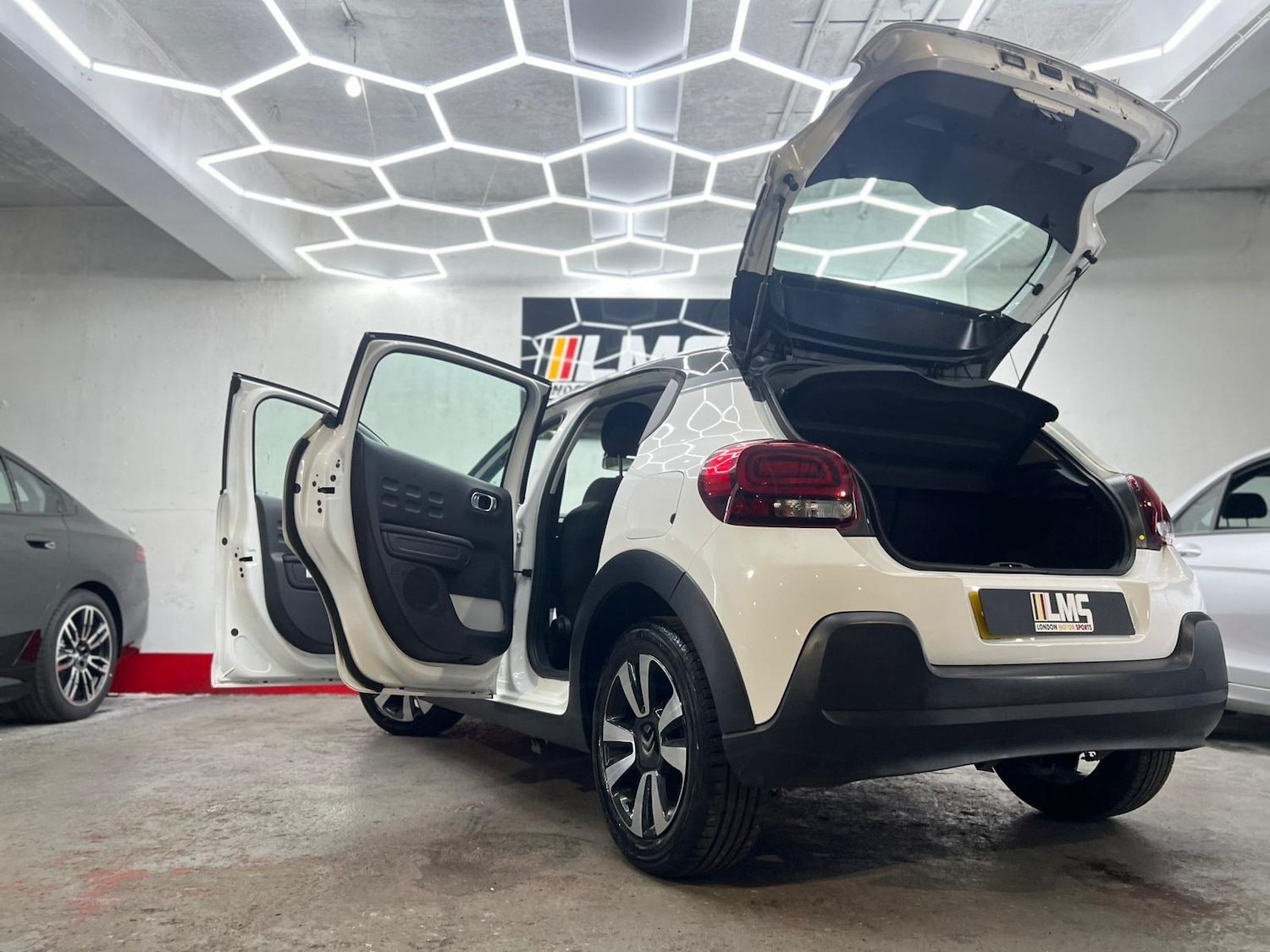 Used Citroen C3 2017 for sale - 78132665: Photo 77