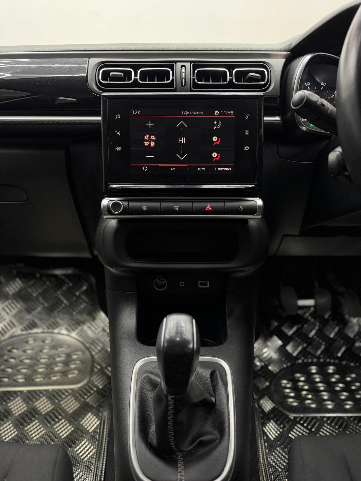 Used Citroen C3 2017 for sale - 76748007: Photo 52