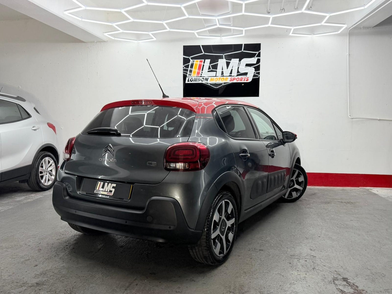 Used Citroen C3 2017 for sale - 76748007: Photo 65