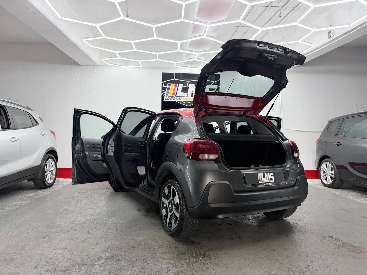 Used Citroen C3 2017 for sale - 76748007: Photo 87