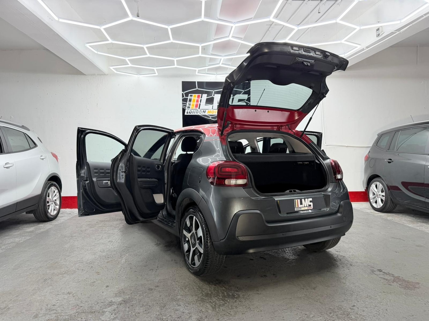 Used Citroen C3 2017 for sale - 76748007: Photo 89