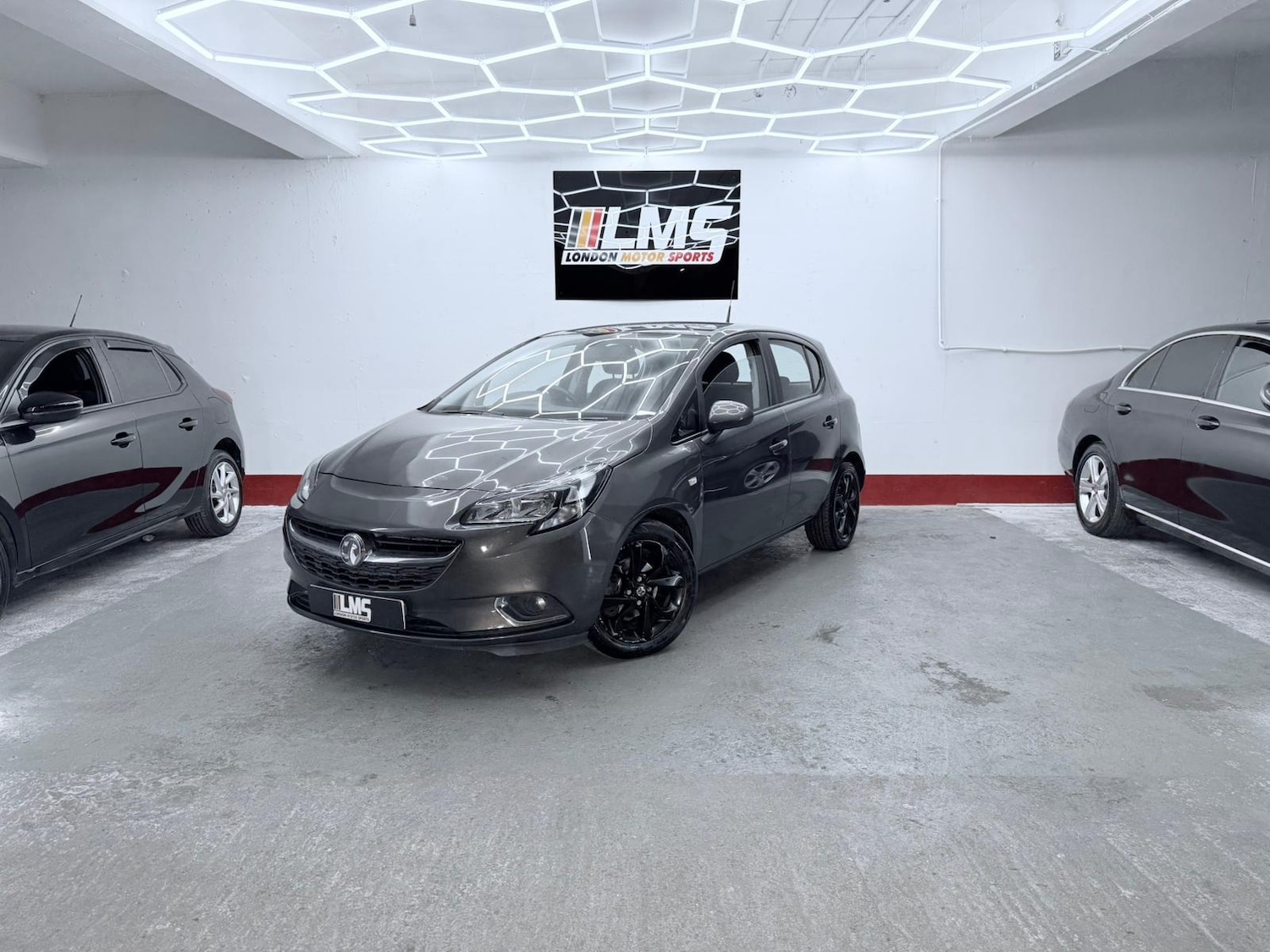 Used Vauxhall Corsa 2015 for sale - 76706028: Photo 1