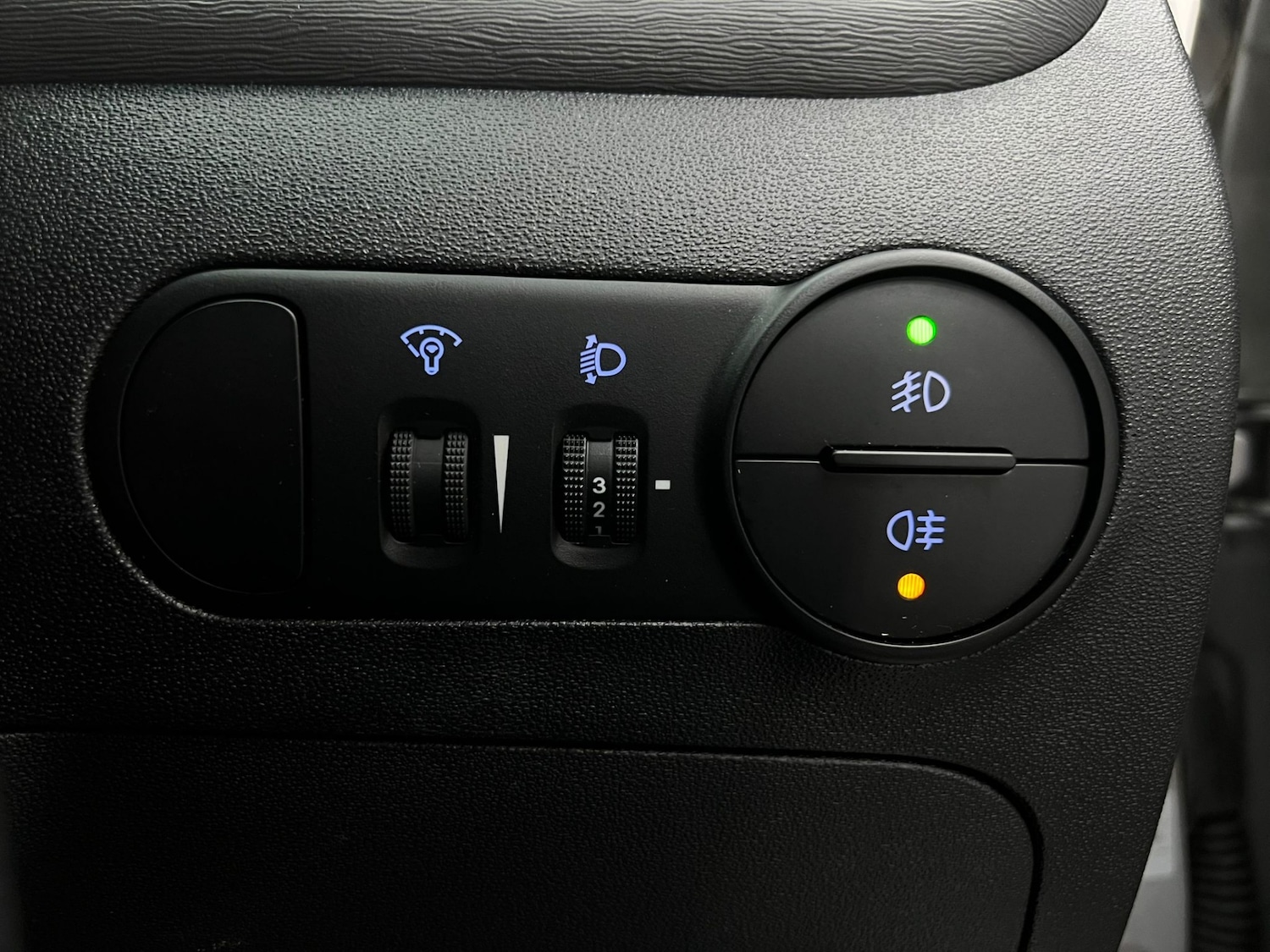 Used Hyundai i10 2012 for sale - 77515394: Photo 58