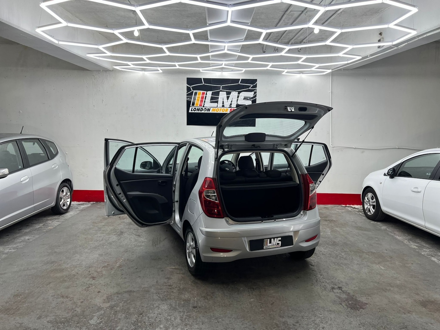 Used Hyundai i10 2012 for sale - 77515394: Photo 75