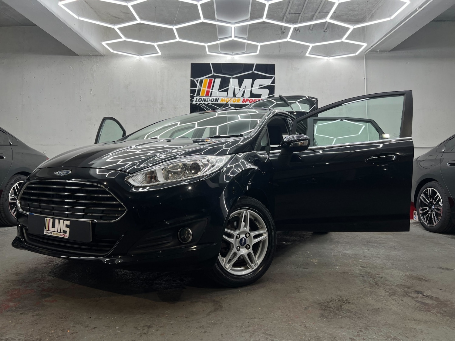 Used Ford Fiesta 2013 for sale - 78225391: Photo 25