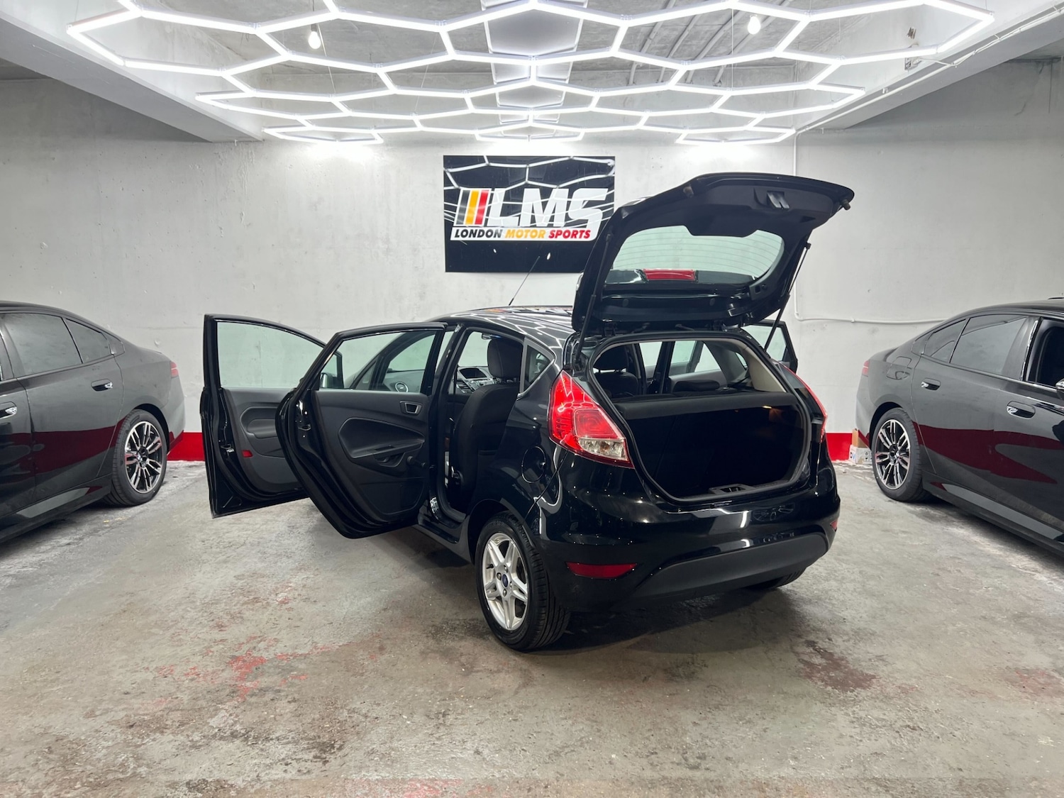 Used Ford Fiesta 2013 for sale - 78225391: Photo 73