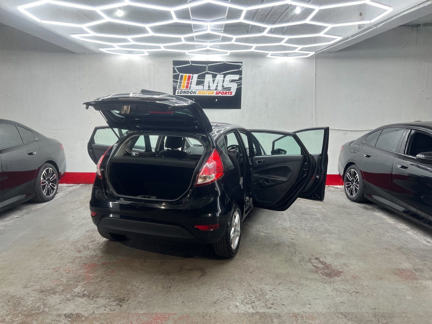 Used Ford Fiesta 2013 for sale - 78225391: Photo 91