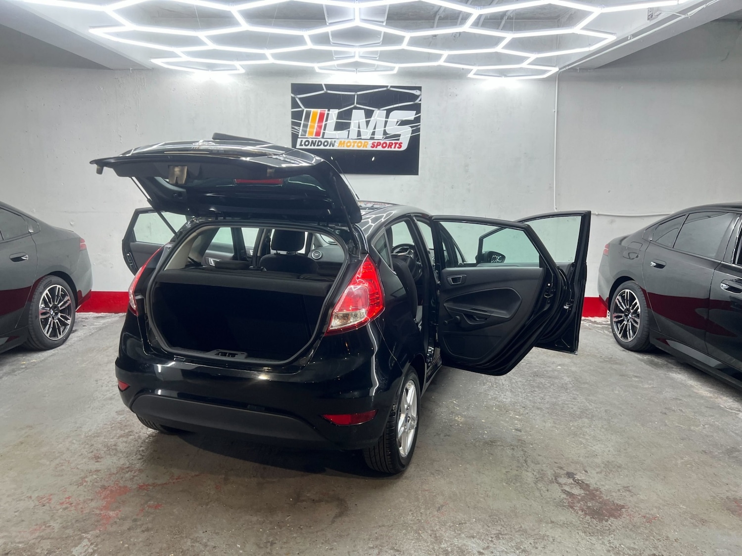 Used Ford Fiesta 2013 for sale - 78225391: Photo 92