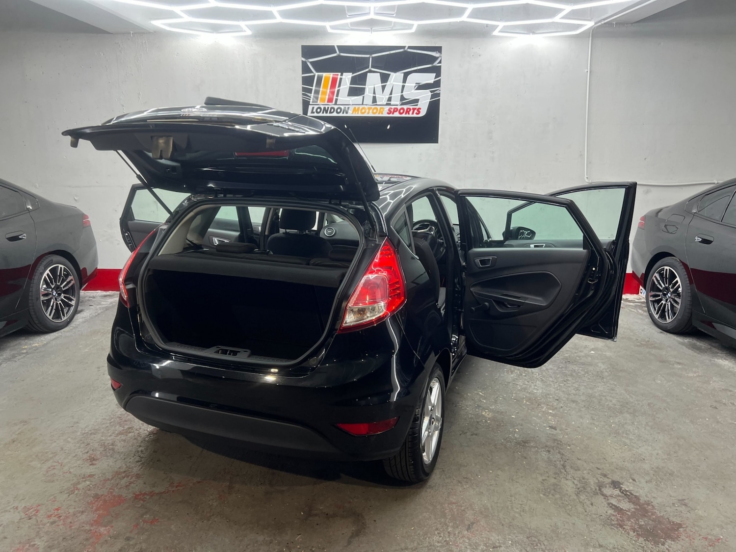 Used Ford Fiesta 2013 for sale - 78225391: Photo 93