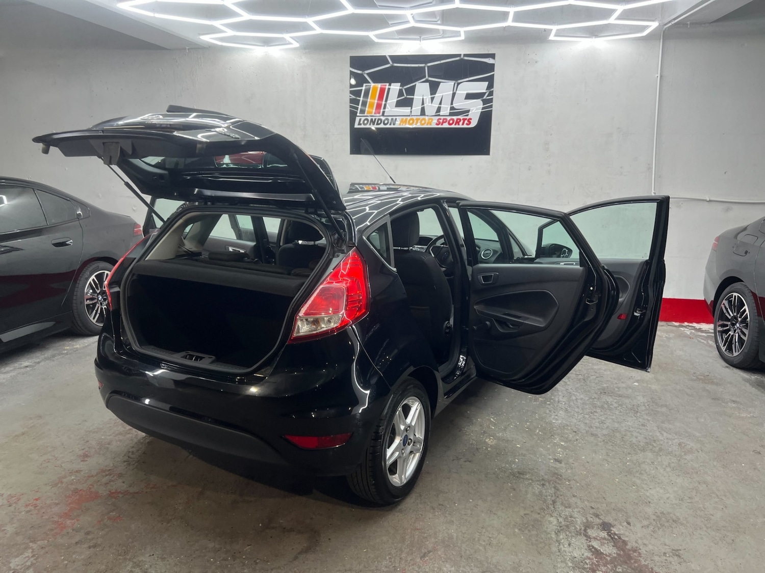 Used Ford Fiesta 2013 for sale - 78225391: Photo 94