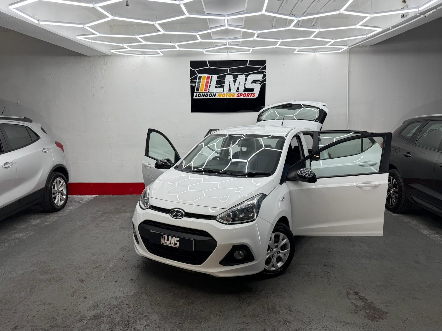 Used Hyundai i10 2016 for sale - 77196621: Photo 13