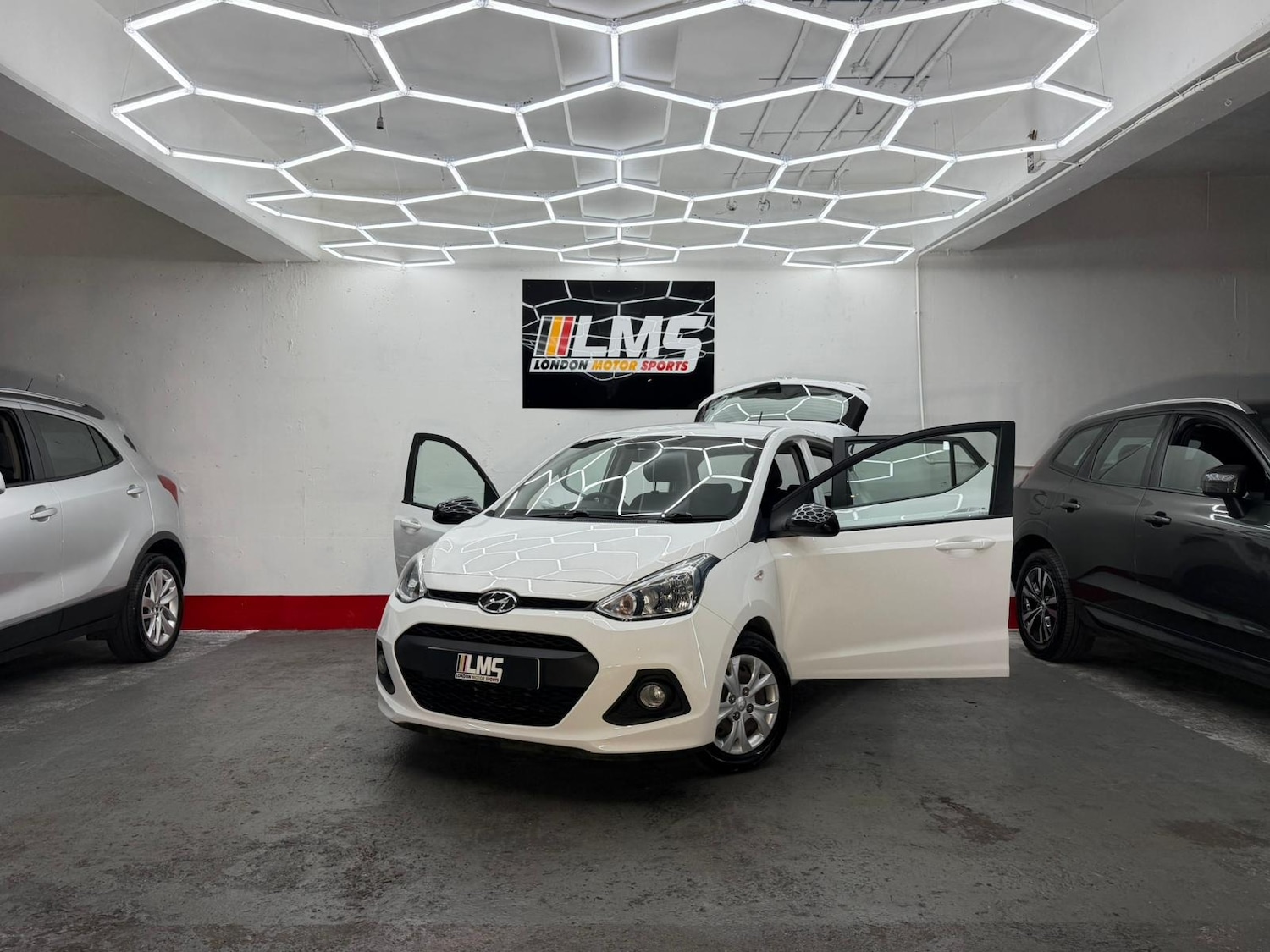 Used Hyundai i10 2016 for sale - 77196621: Photo 16