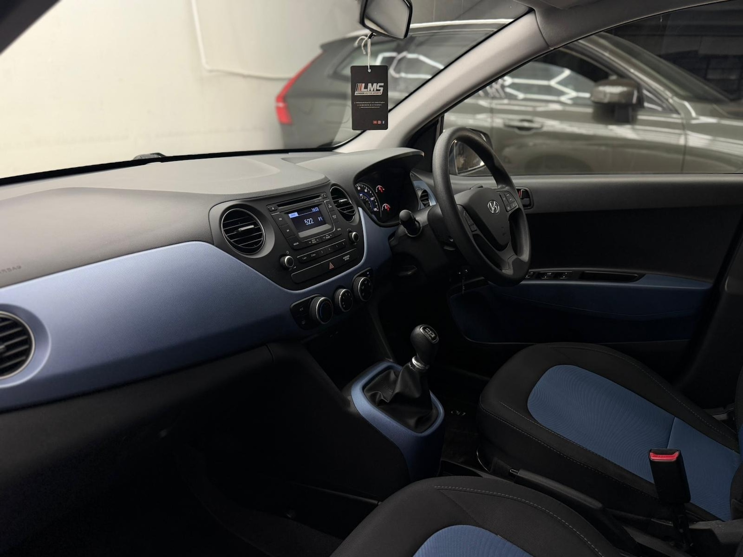 Used Hyundai i10 2016 for sale - 77196621: Photo 37