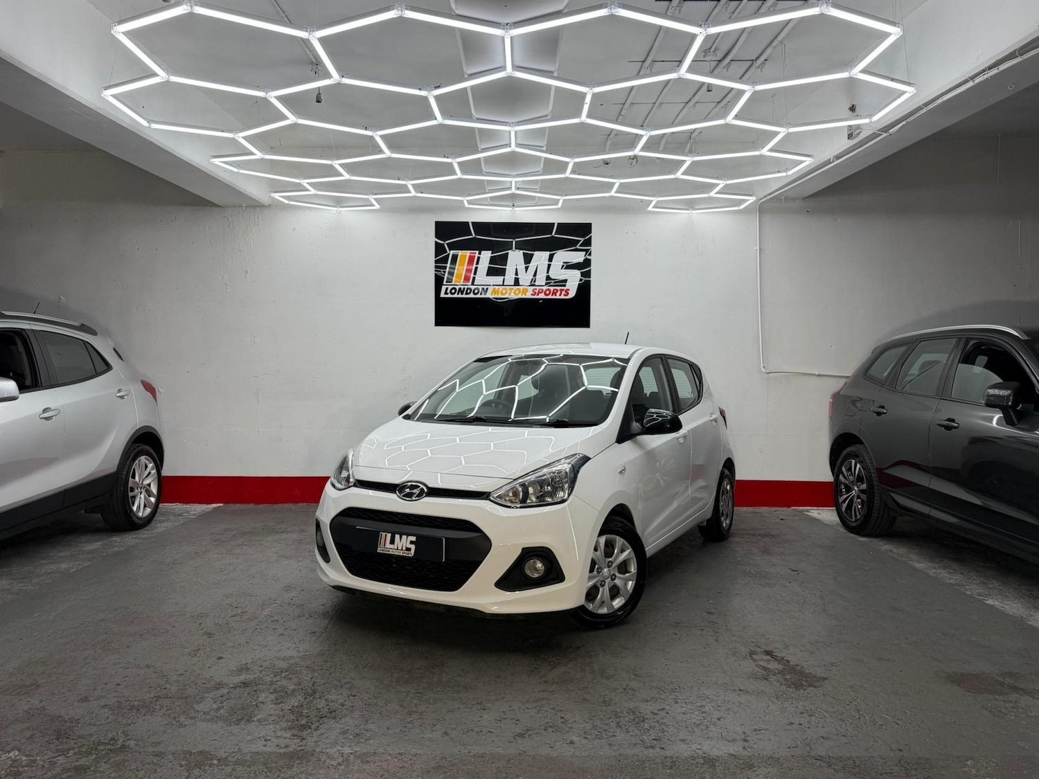 Used Hyundai i10 2016 for sale - 77196621: Photo 4