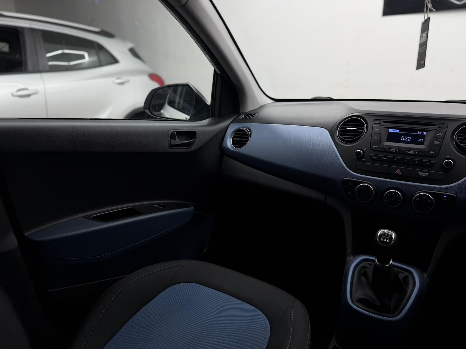 Used Hyundai i10 2016 for sale - 77196621: Photo 47