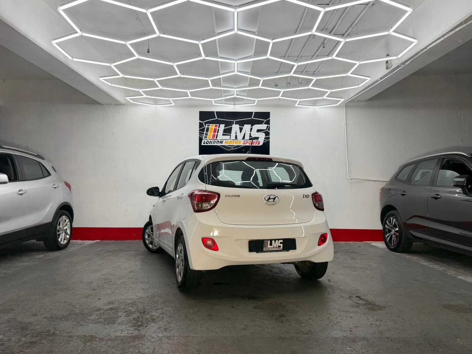 Used Hyundai i10 2016 for sale - 77196621: Photo 57