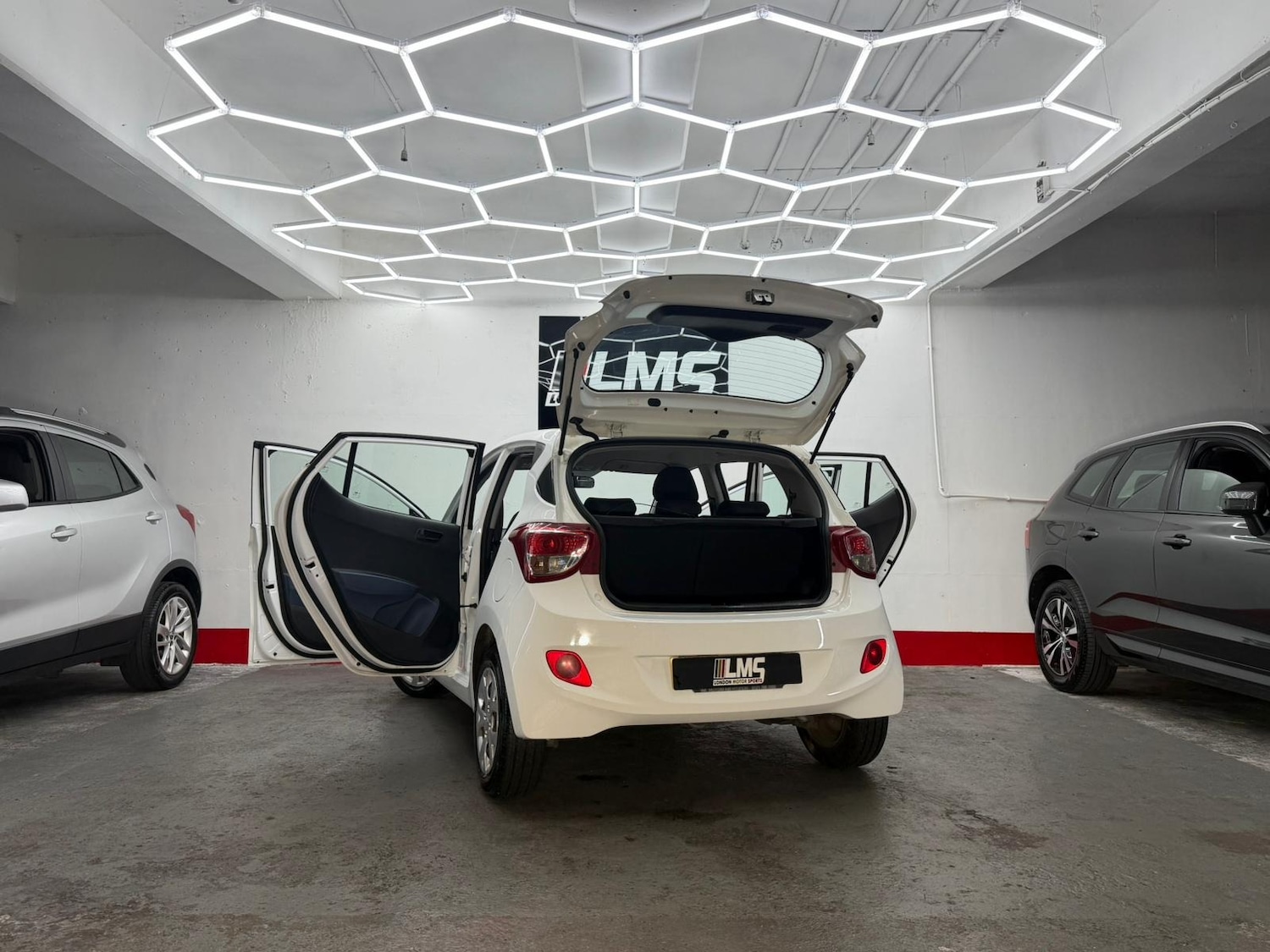 Used Hyundai i10 2016 for sale - 77196621: Photo 66