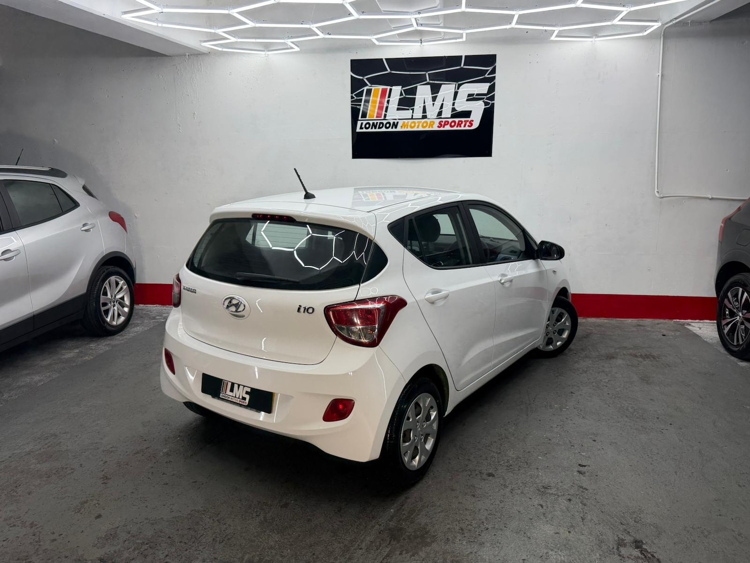 Used Hyundai i10 2016 for sale - 77196621: Photo 70