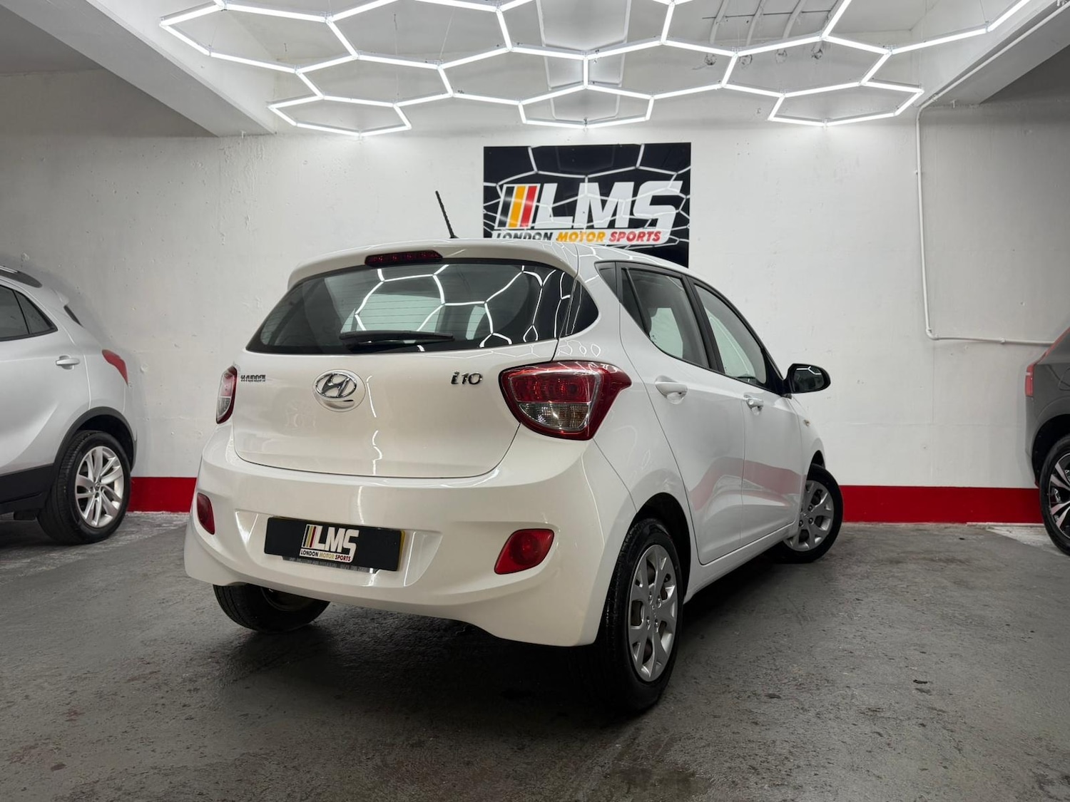 Used Hyundai i10 2016 for sale - 77196621: Photo 73