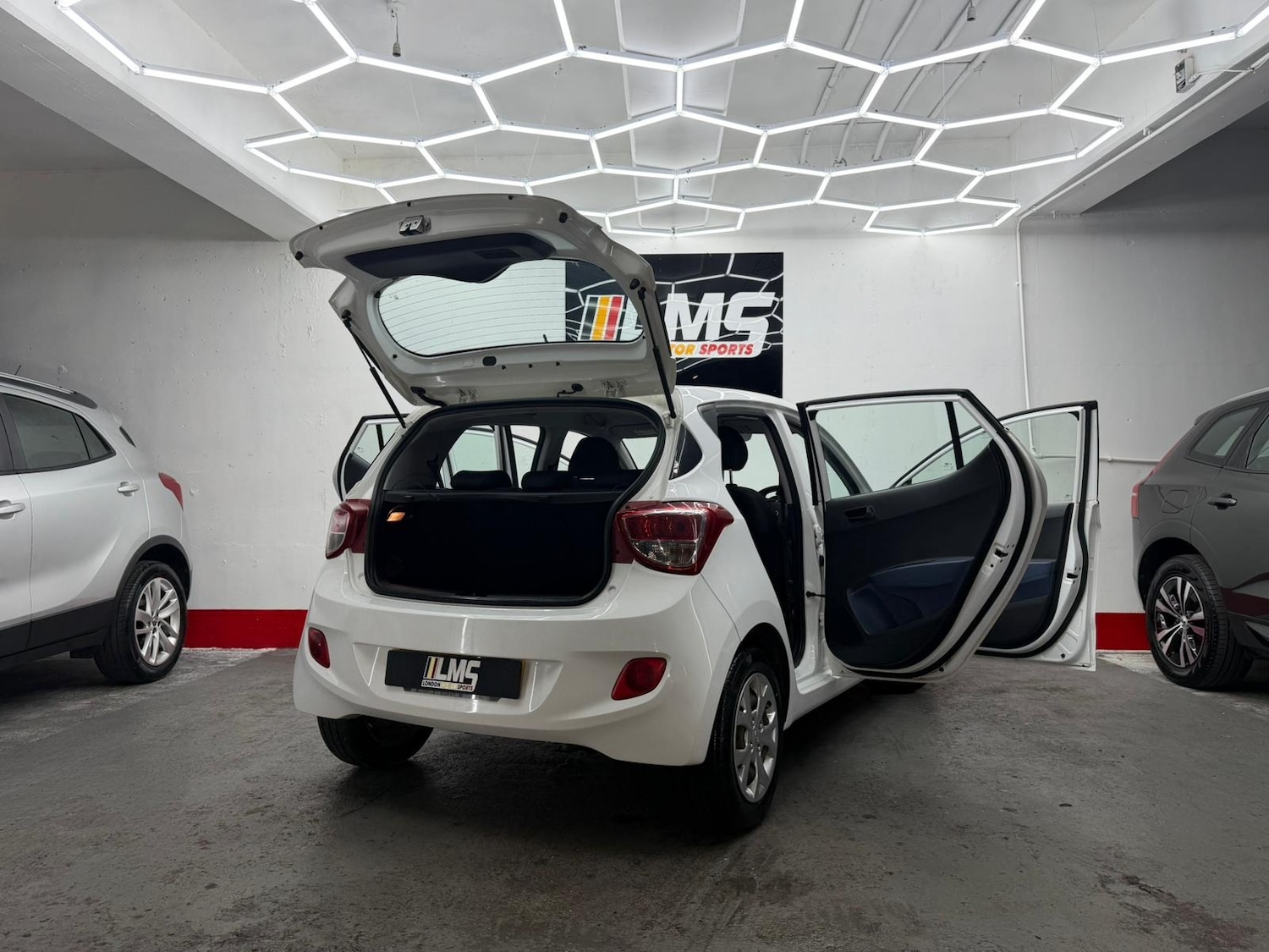 Used Hyundai i10 2016 for sale - 77196621: Photo 77