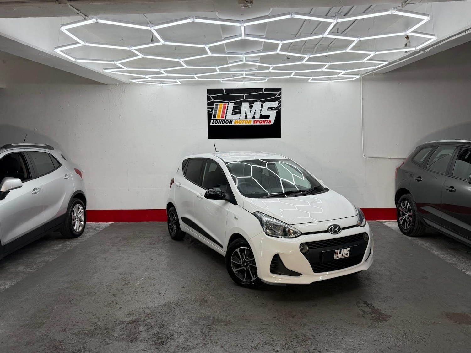 Used Hyundai i10 2018 for sale - 76919055: Photo 16