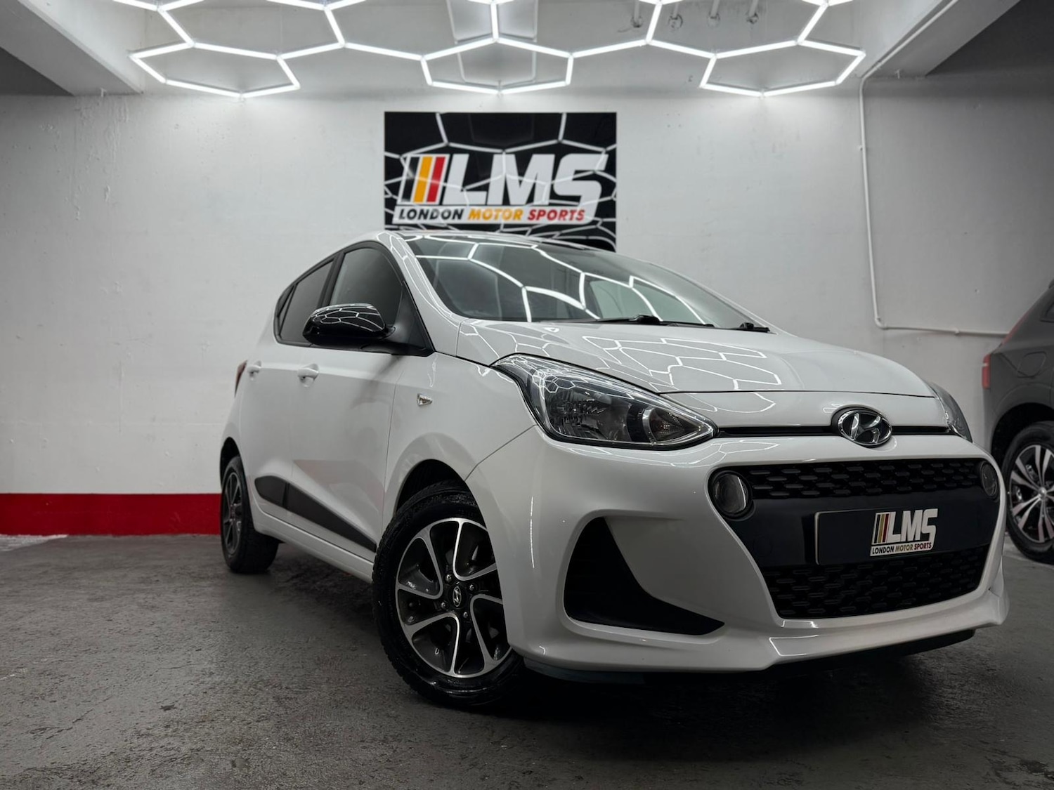 Used Hyundai i10 2018 for sale - 76919055: Photo 21