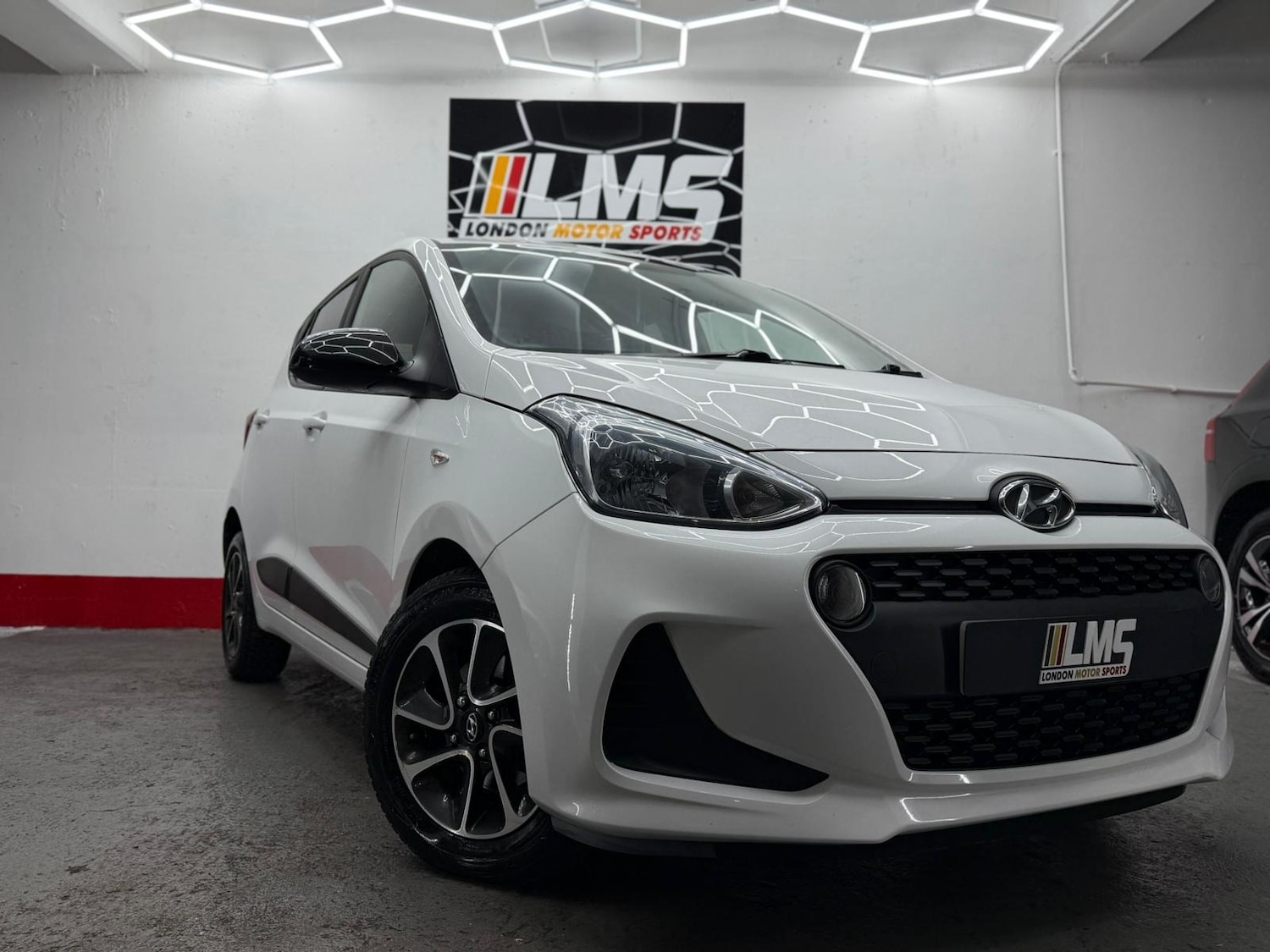 Used Hyundai i10 2018 for sale - 76919055: Photo 22