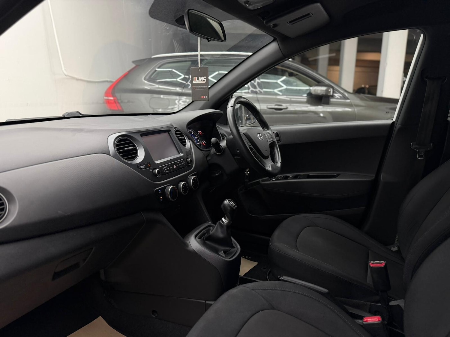 Used Hyundai i10 2018 for sale - 76919055: Photo 35