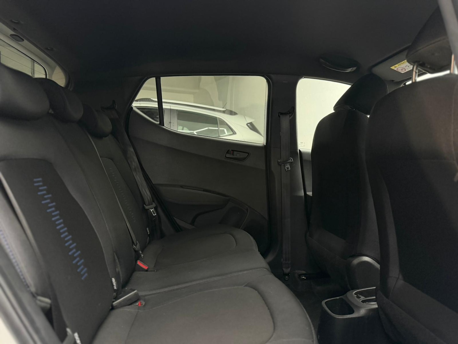 Used Hyundai i10 2018 for sale - 76919055: Photo 46