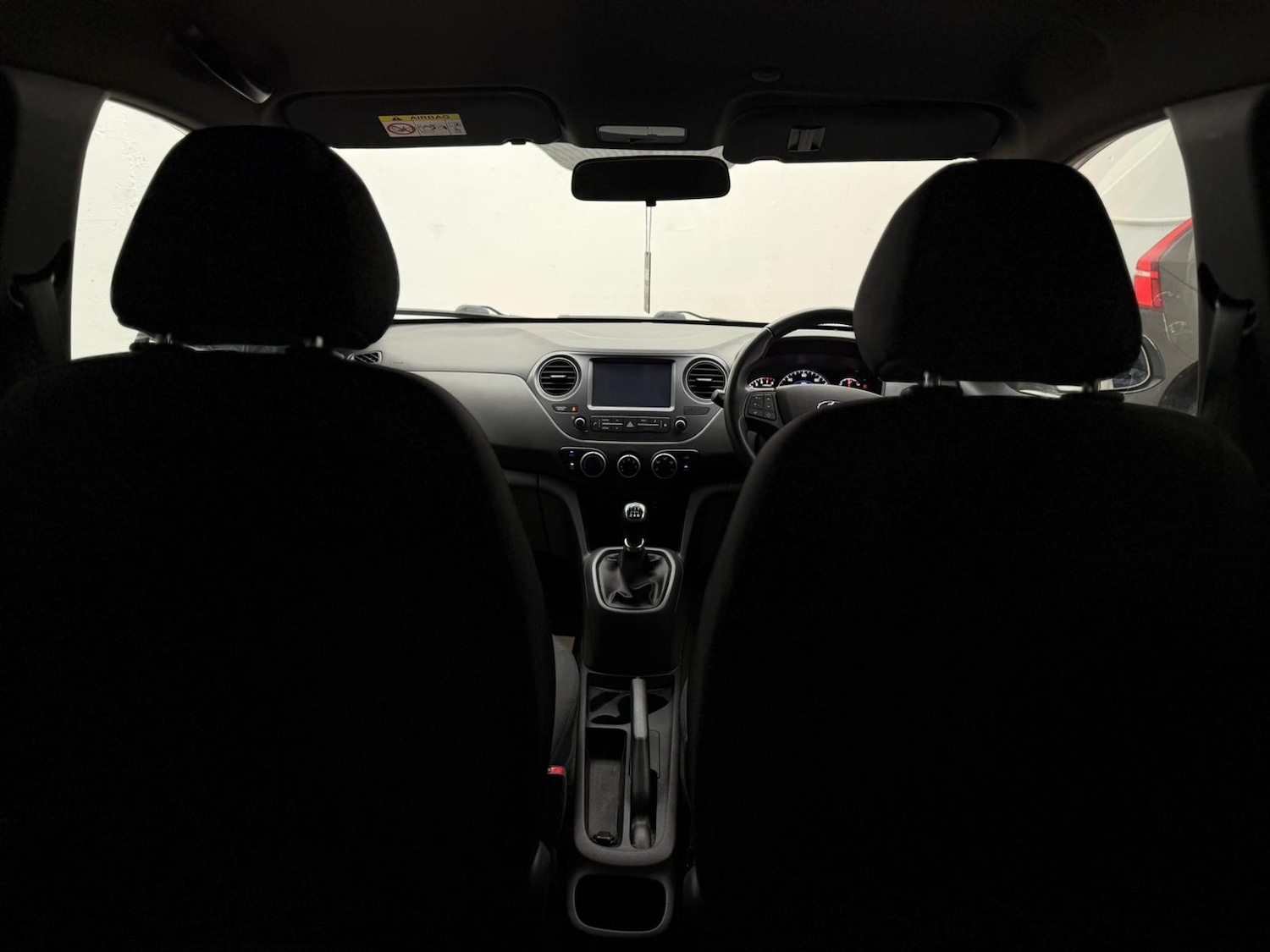 Used Hyundai i10 2018 for sale - 76919055: Photo 47