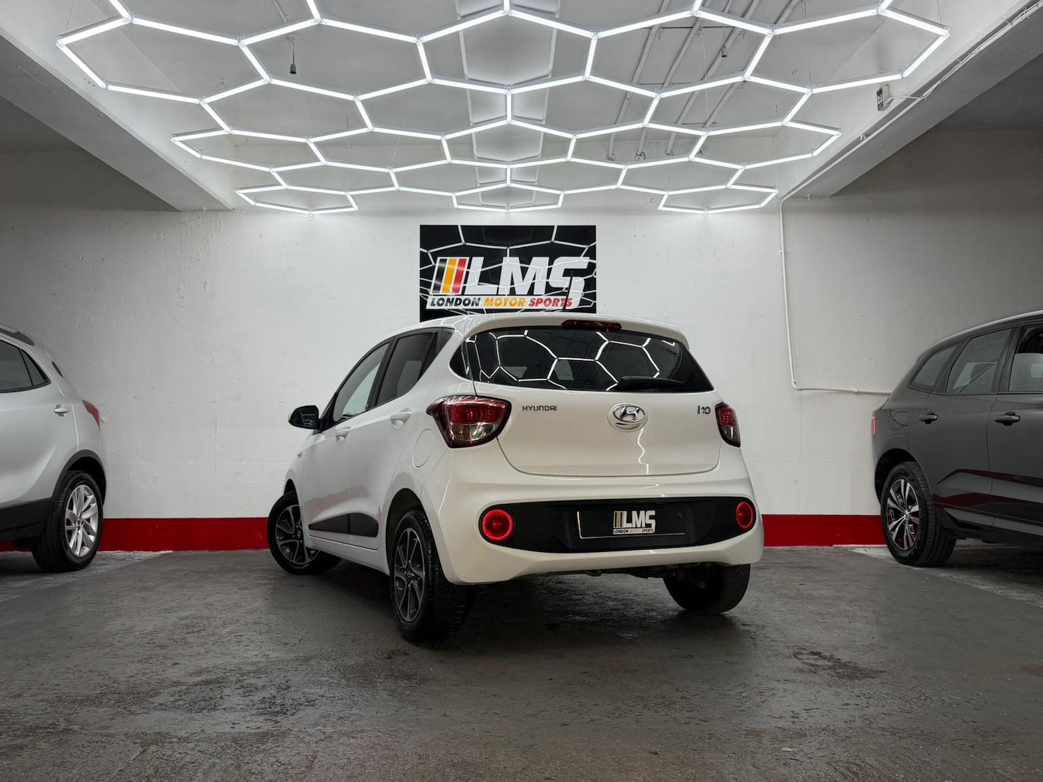 Used Hyundai i10 2018 for sale - 76919055: Photo 50