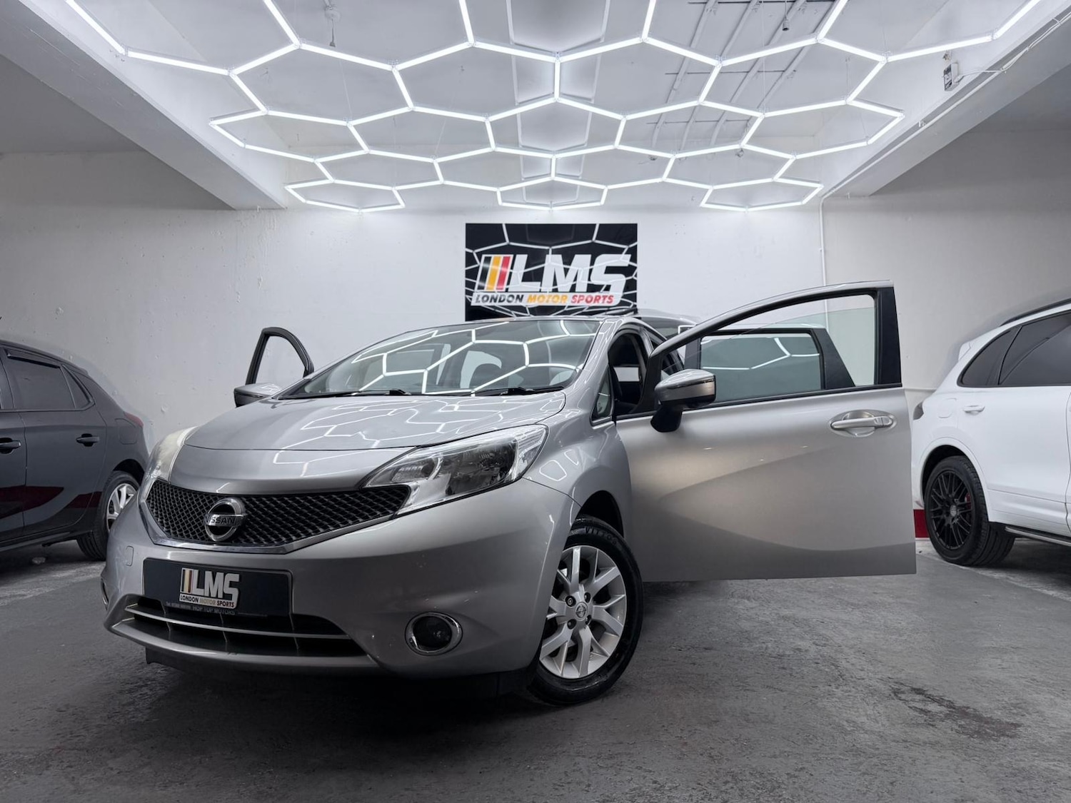 Used Nissan Note 2013 for sale - 76340098: Photo 39