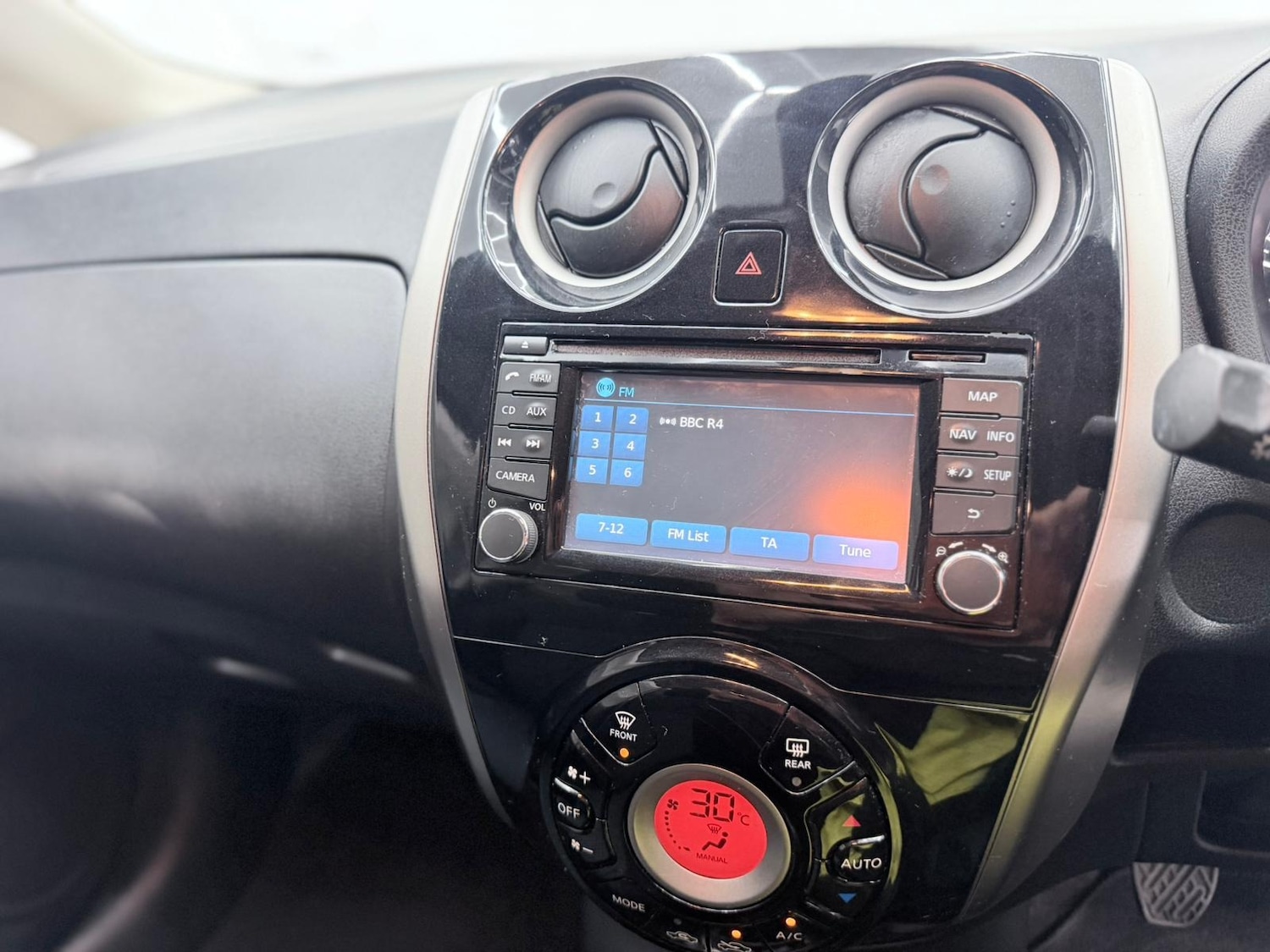 Used Nissan Note 2013 for sale - 76340098: Photo 62